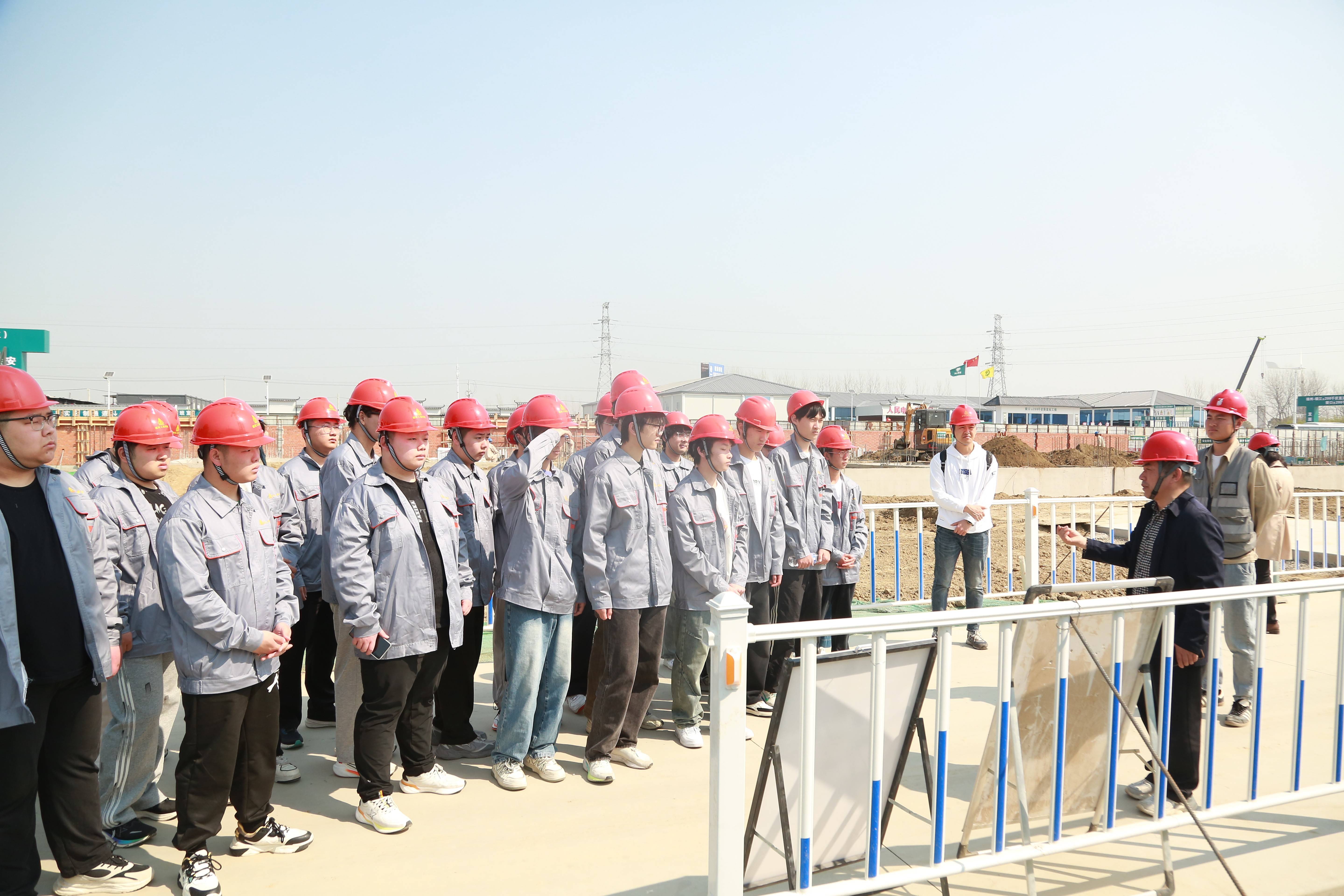深化产教融合 赋能智造未来 ——常州工程学院师生走进陵口换流站实践教学